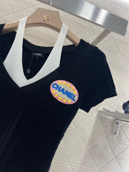 25ss Halter neck panelled knit top