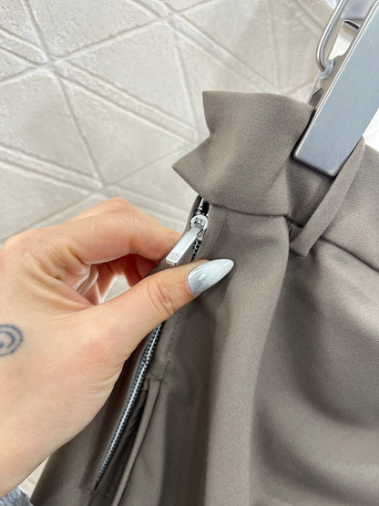 25ss leather label pleated trendy trousers