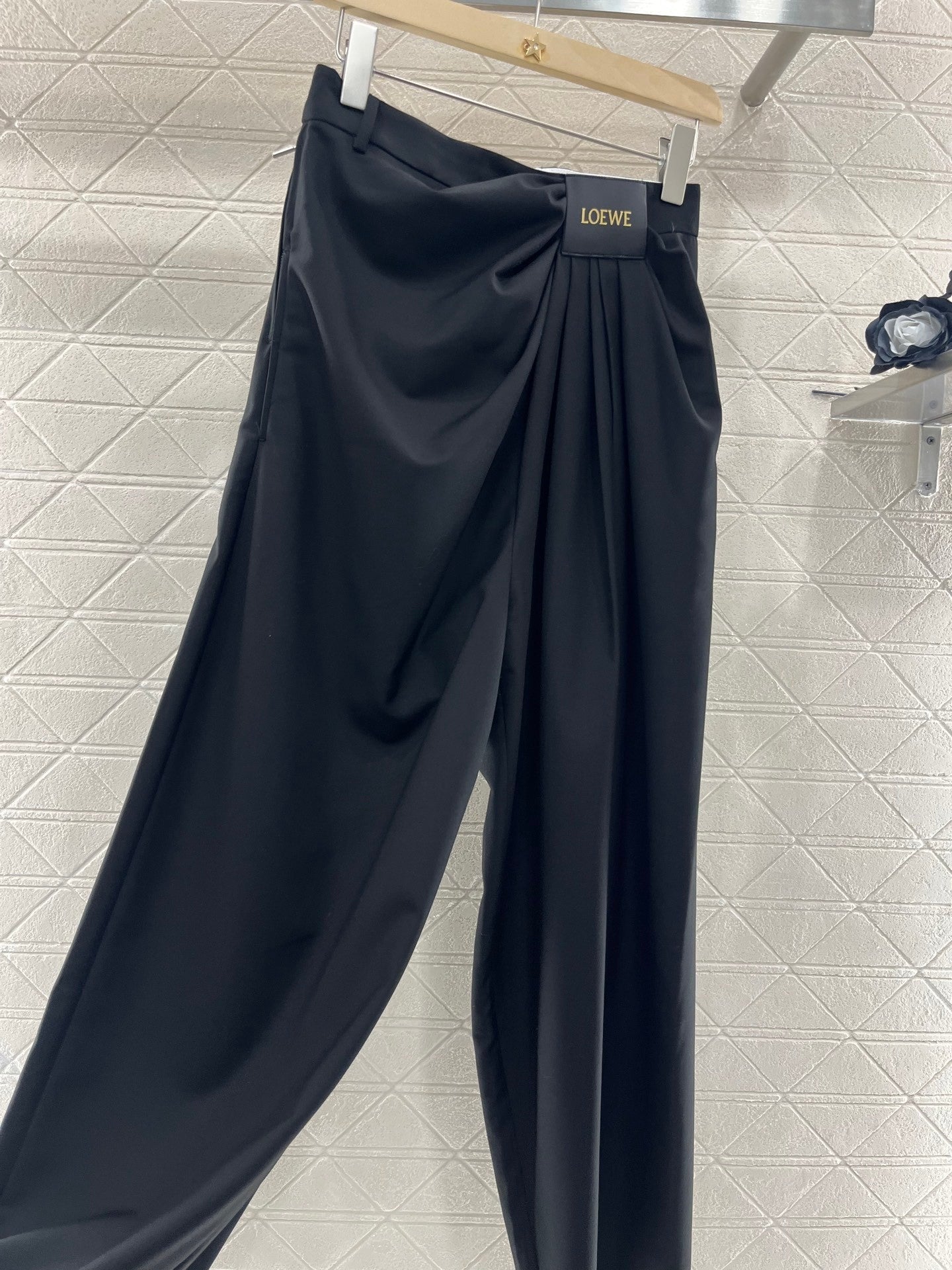 25ss leather label pleated trendy trousers