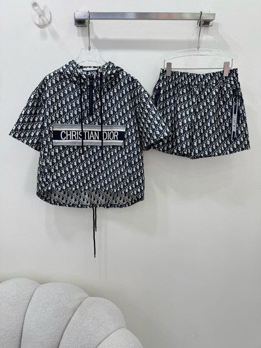 D 25 New summer jacquard jacket + shorts
