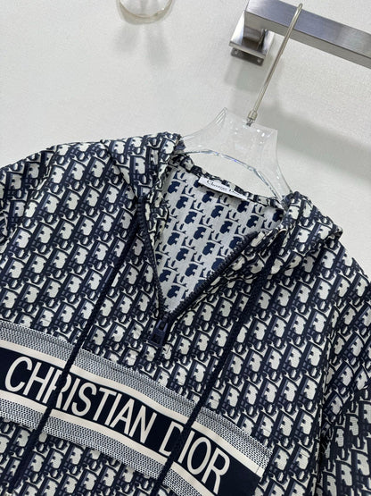 D 25 New summer jacquard jacket + shorts