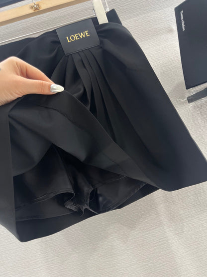 L 25 Leather label pleated chic half skirt