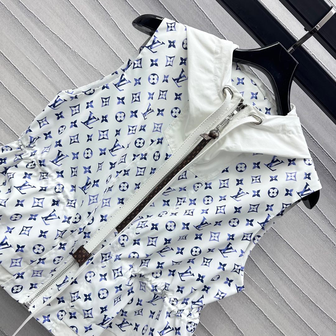 25 New Arrivals Hooded Printed Vest Jacket