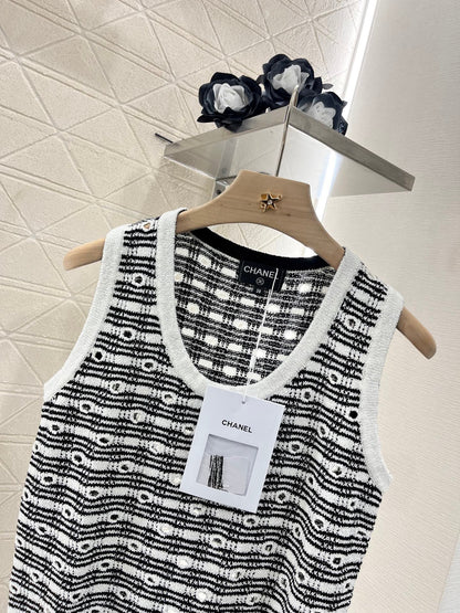 25ss Hollow knit vest