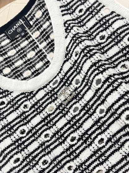 25ss Hollow knit vest