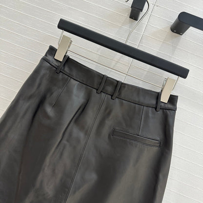 25SS Retro modern and fashionable pleated leather half skirt