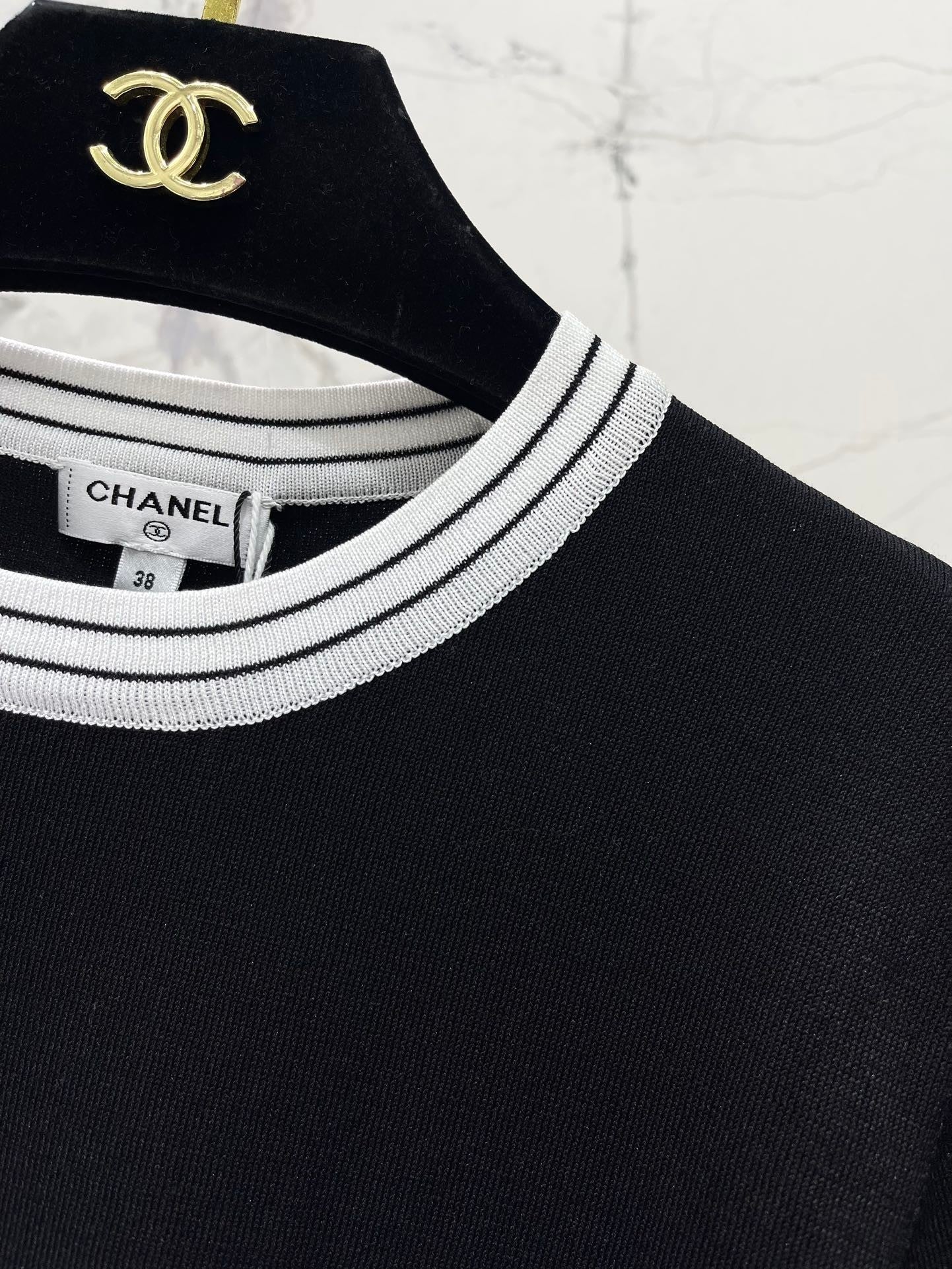 25 contrast color embroidered logo comfortable elastic versatile knitted short sleeves