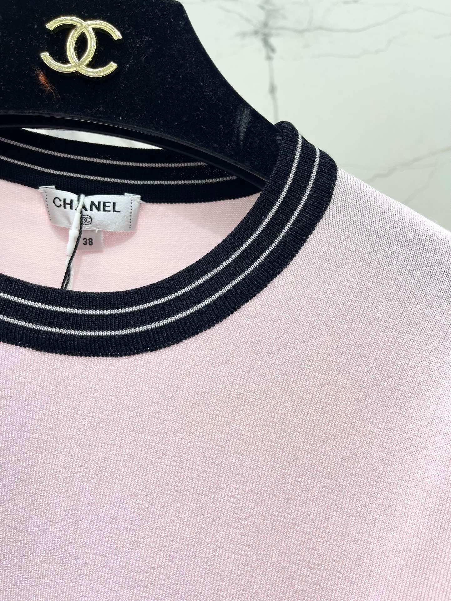25 contrast color embroidered logo comfortable elastic versatile knitted short sleeves