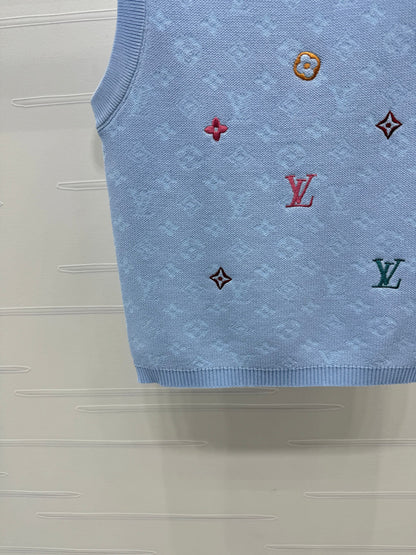 25 Spring and Summer Embroidered Letters Round Neck Knitted Vest