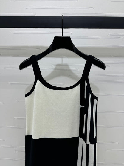 25 sling-back knit dress