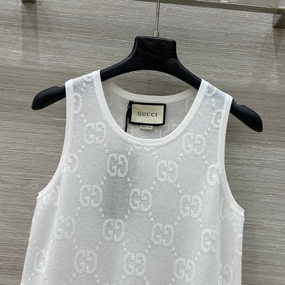 25 Embroidered Jacquard Mesh Vest Top