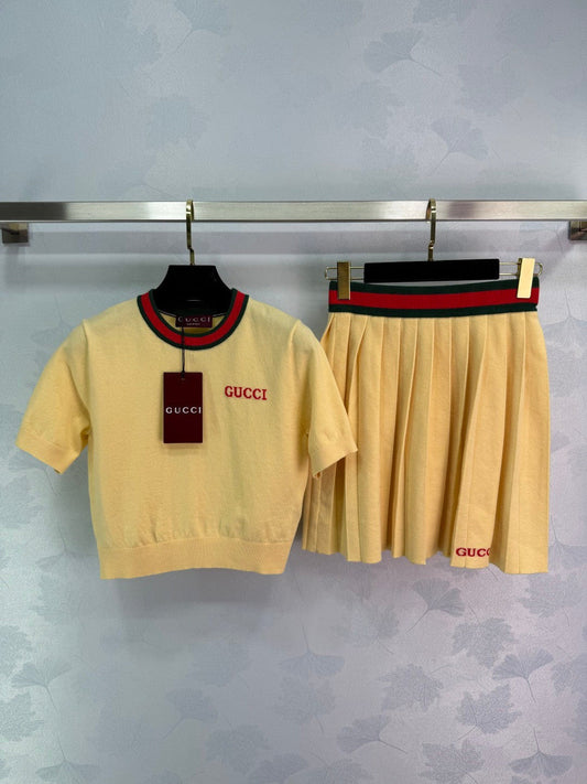 G 25 College Style Knit Short Sleeve ➕ Pleated Skirt Set