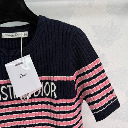2025 New Round Neck Striped Knit Top