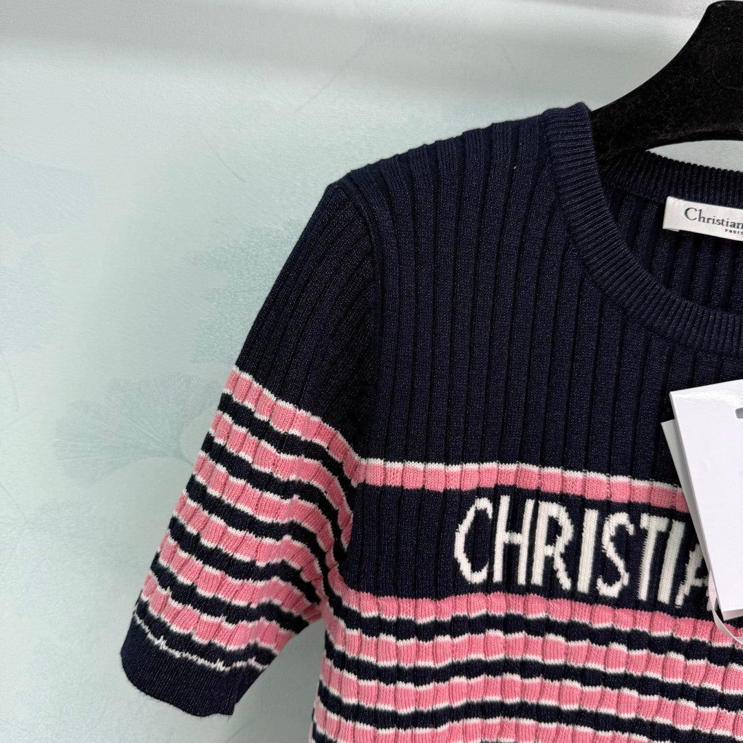2025 New Round Neck Striped Knit Top