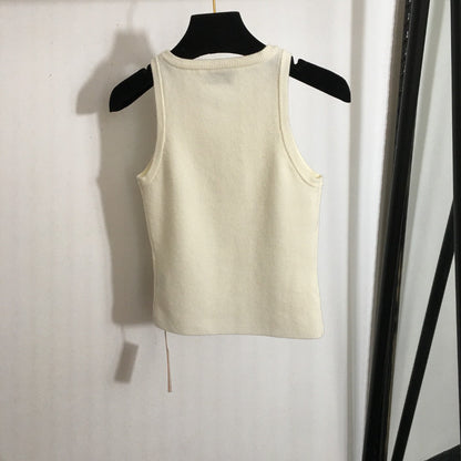 25Logo sticker slim knit vest
