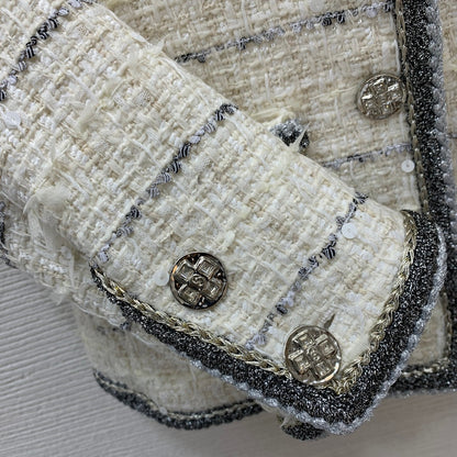 25ss Fried Dough Twists binding contrast stripe woven round neck long sleeve tweed coat