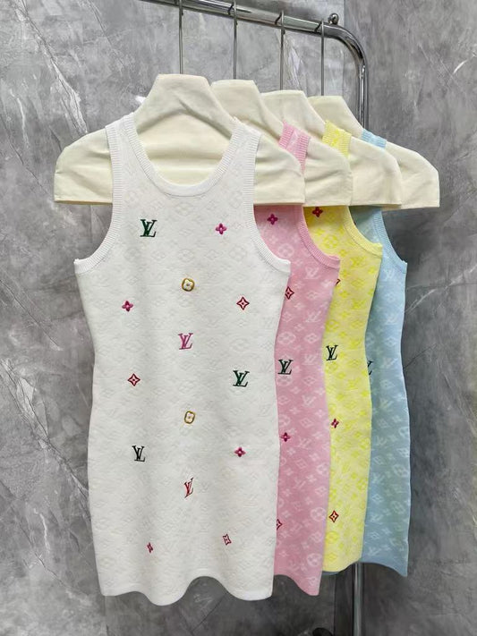25SS Letter logo embroidered textured vest skirt