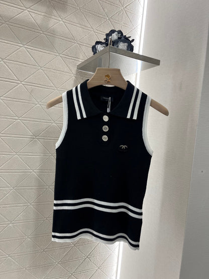 2025 New Contrast Color Knitted Vest