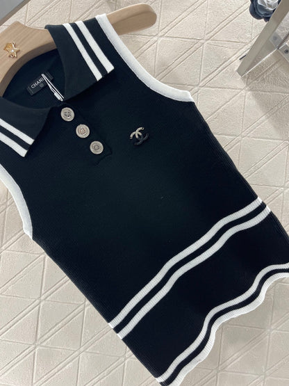 2025 New Contrast Color Knitted Vest
