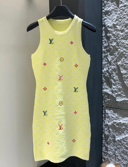 25 new Embroidered dress