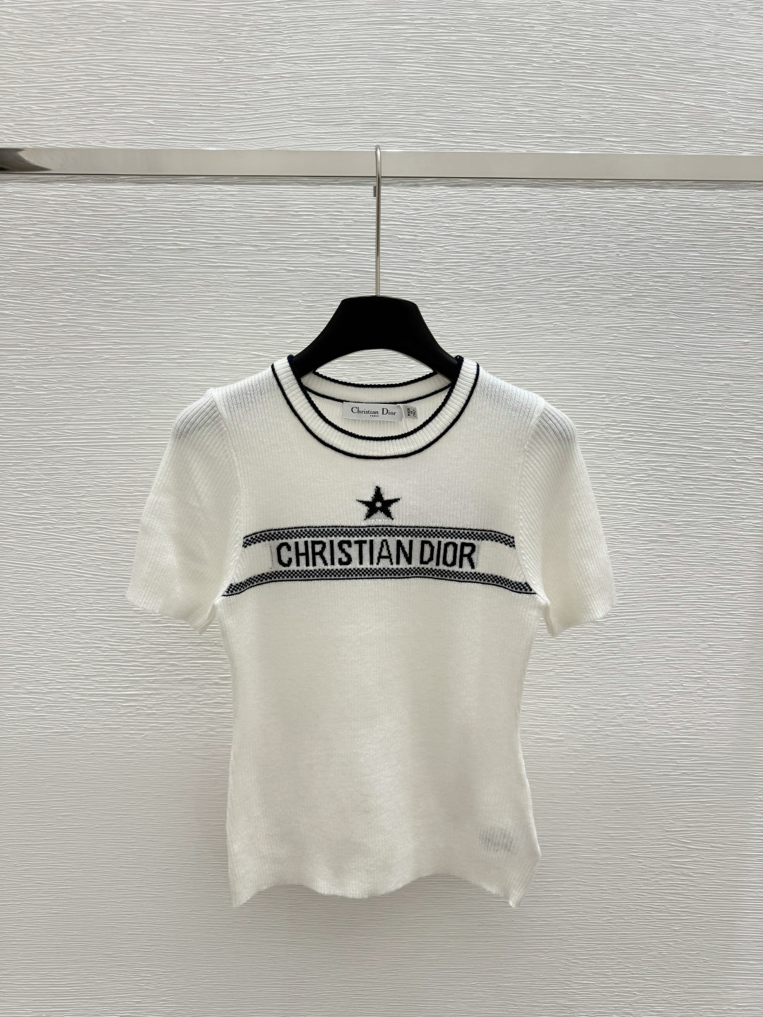 25 contrast color logo knitted short sleeves