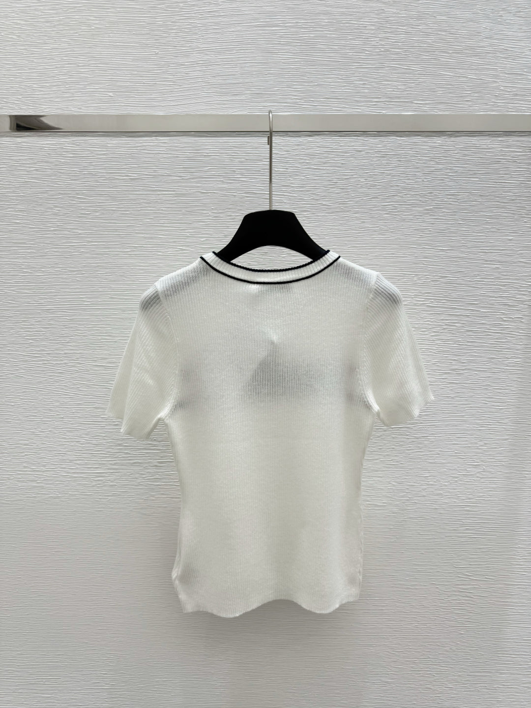 25 contrast color logo knitted short sleeves