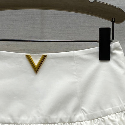 25ss Temperament high waist metal buckle embellishment layered design short skirt