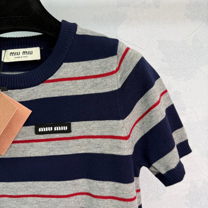 25Crew Neck Striped Short Sleeve Knit