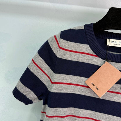 25Crew Neck Striped Short Sleeve Knit