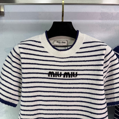 25 New Knitted Round Neck Short Sleeve