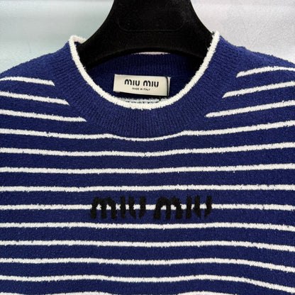 25 New Knitted Round Neck Short Sleeve