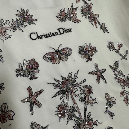 25 Round Neck Embroidered Butterfly Forest Short Sleeve