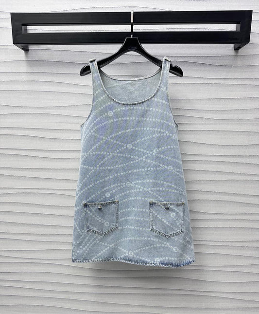 25 Laser chain denim dress