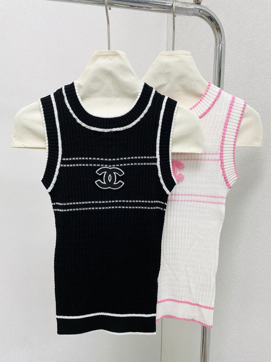 25 Round neck threaded vest