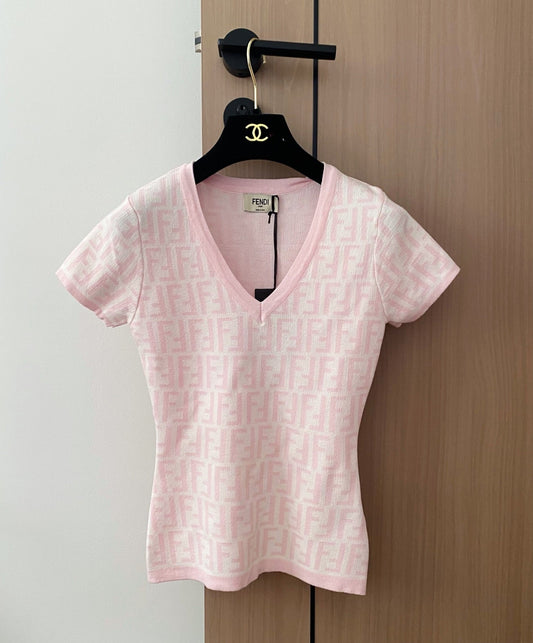 25 monogram V-neck short sleeve