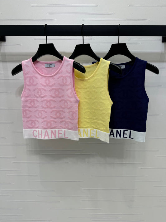 25 summer new knitted vest