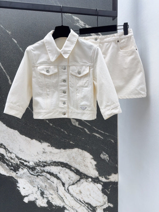 p 25 Spring and Summer Three-quarter Sleeve Super Short White Denim Jacket Set
