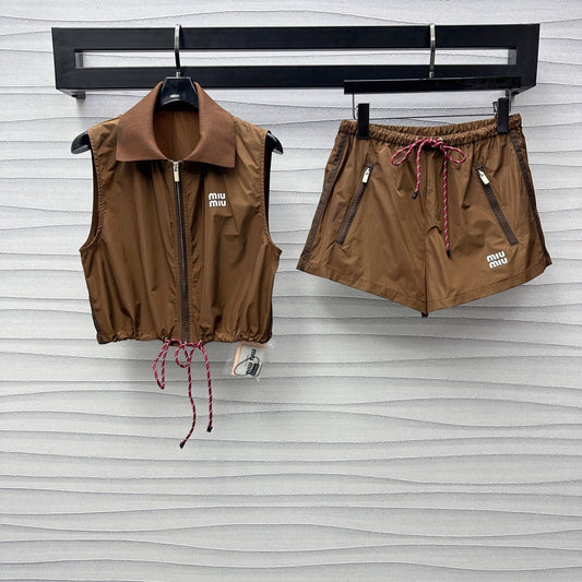 M 25 Short nylon zip-up vest set