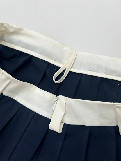 25 new white edge wool pleated skirt
