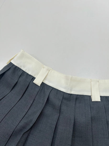 25 new white edge wool pleated skirt