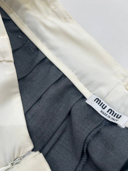 25 new white edge wool pleated skirt