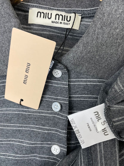 High-grade gray striped lapel long sleeve + shorts