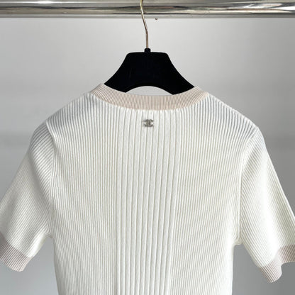 25 Letter Embroidery Fashion Casual Short Sleeve Knit Cardigan
