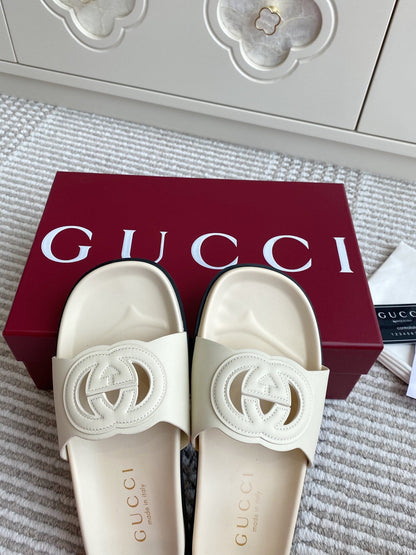 Slipper White Cowhide 291036