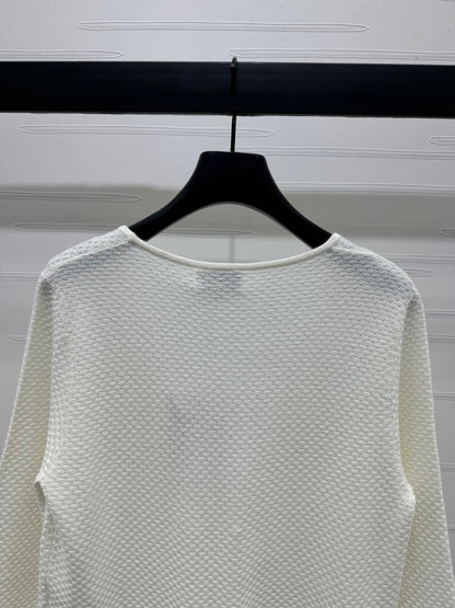 c 25 Double pocket V-neck knitted cardigan
