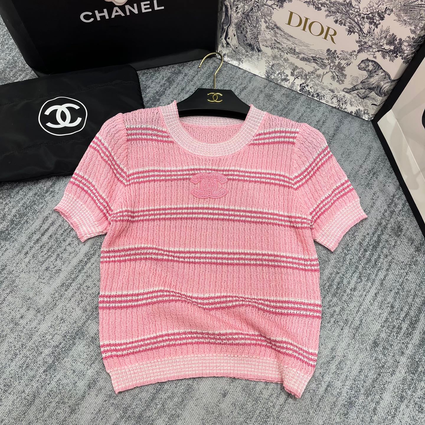25 Pink Striped Crewneck Short Sleeve Knit Top
