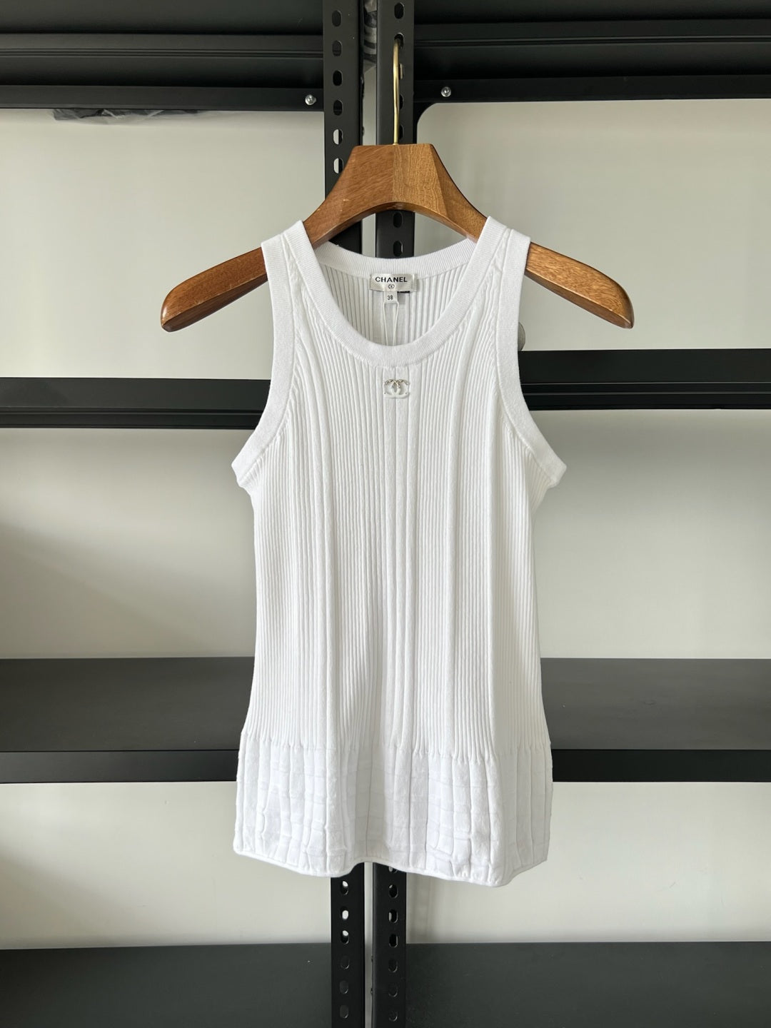 25 jacquard knit vest