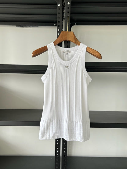 25 jacquard knit vest