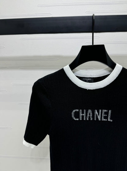 25 Spring and Summer latest series! Round neck contrast knitted short sleeves