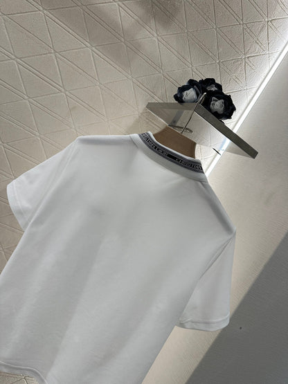 25 Lapel top and shorts set